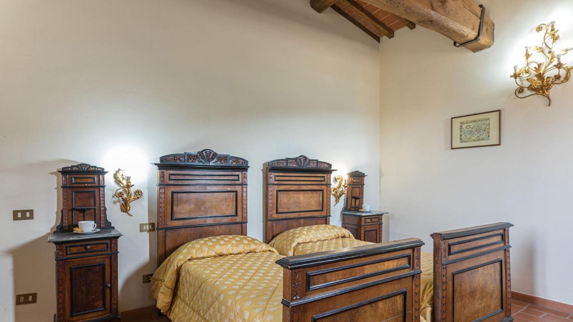 Casale Presciano Pergine Valdarno Quarto foto