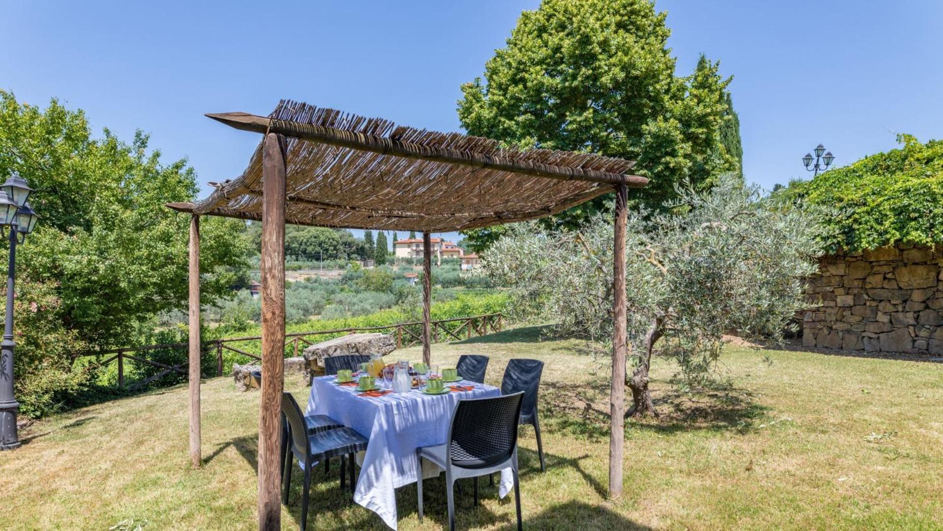 Casale Presciano Pergine Valdarno Quarto foto